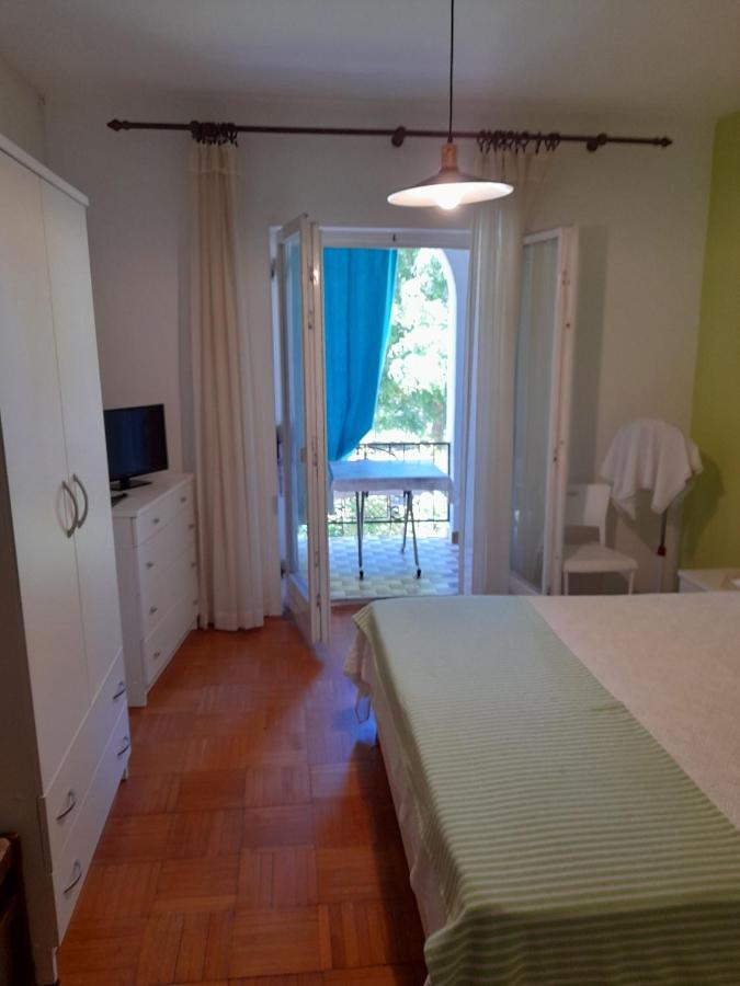 Apartments ISTRIA Baska Fam Tomasic Exteriör bild