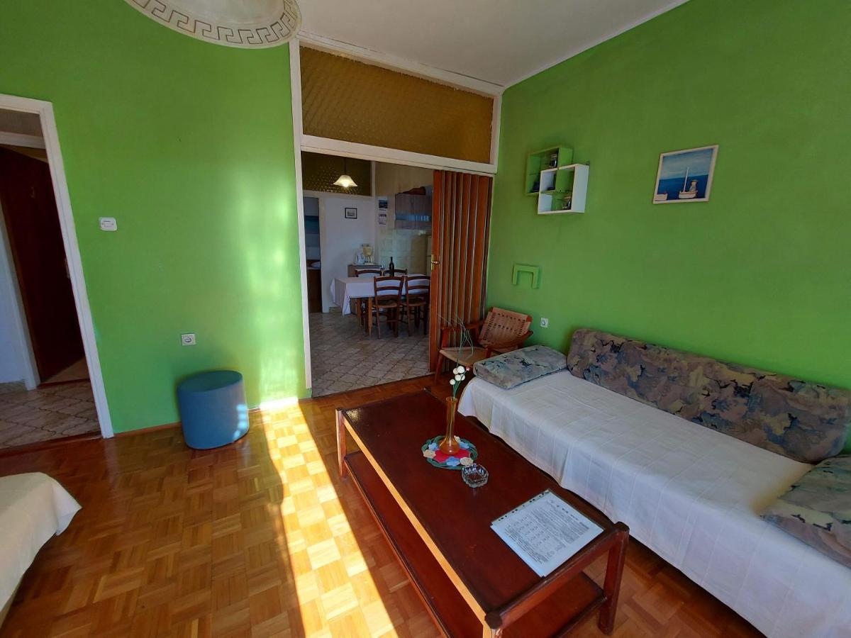 Apartments ISTRIA Baska Fam Tomasic Exteriör bild